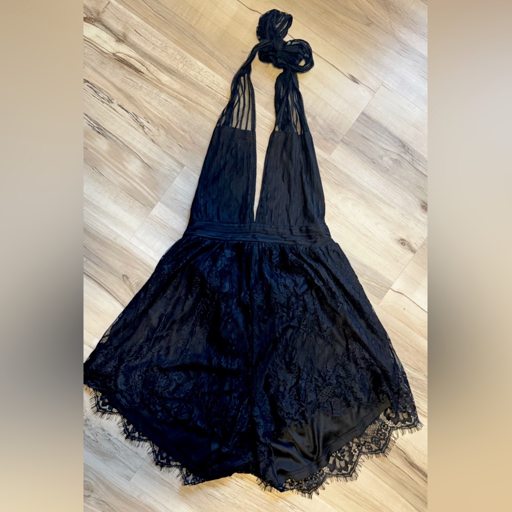 Black backless Lace Halter Romper
